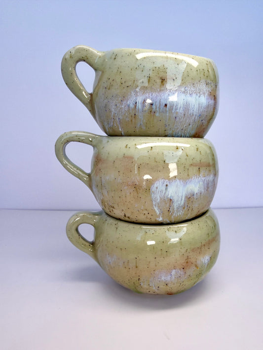 Cup mit Henkel „All clear“ with a bit of turquoise ￼